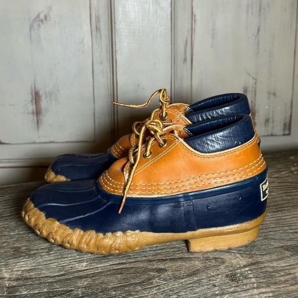L.L. Bean Gumshoes 3-Eye Waterproof Vintage Mid Ankle Bean Boots Womens Sz 5 USA - Picture 3 of 10